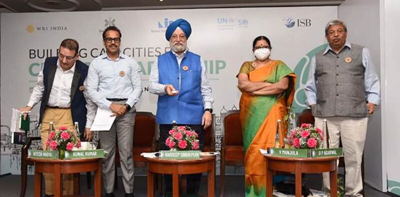 Hardeep Singh Puri launches the Leaders in Climate Change Management Program » Kamal Sandesh