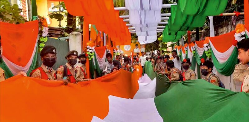 More Than 20 Crore Households Hoist The National Flag » Kamal Sandesh