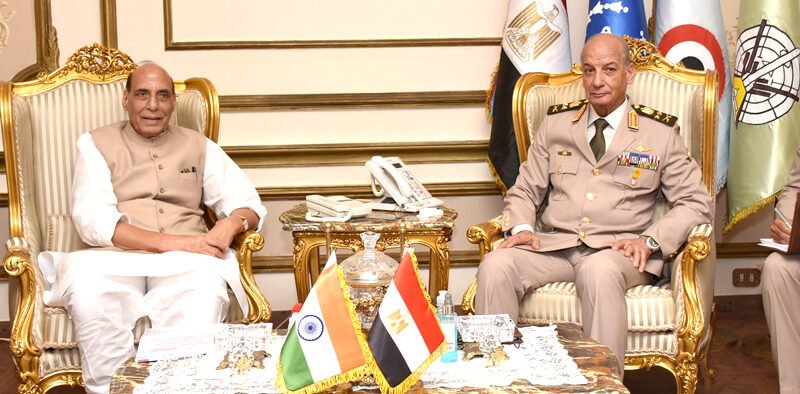 Raksha Mantri & his Egyptian counterpart General Mohamed Zaki hold bilateral talks in Cairo » Kamal Sandesh