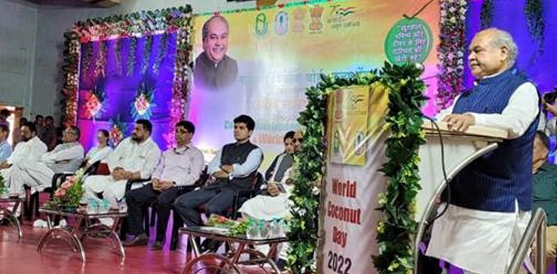 Union Agriculture Minister addresses coconut farmers in Gujarat » Kamal Sandesh