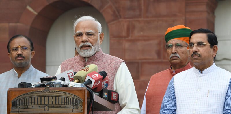 PM’s remarks before beginning of Winter Session of Parliament » Kamal Sandesh