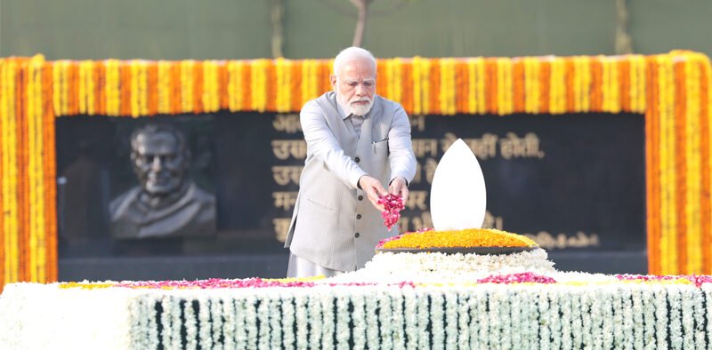 PM pays homage to Shri Atal Bihari Vajpayee on his Punya Tithi » Kamal Sandesh